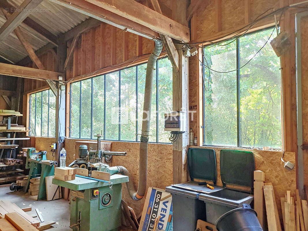 Maison à LE ROC-SAINT-ANDRE