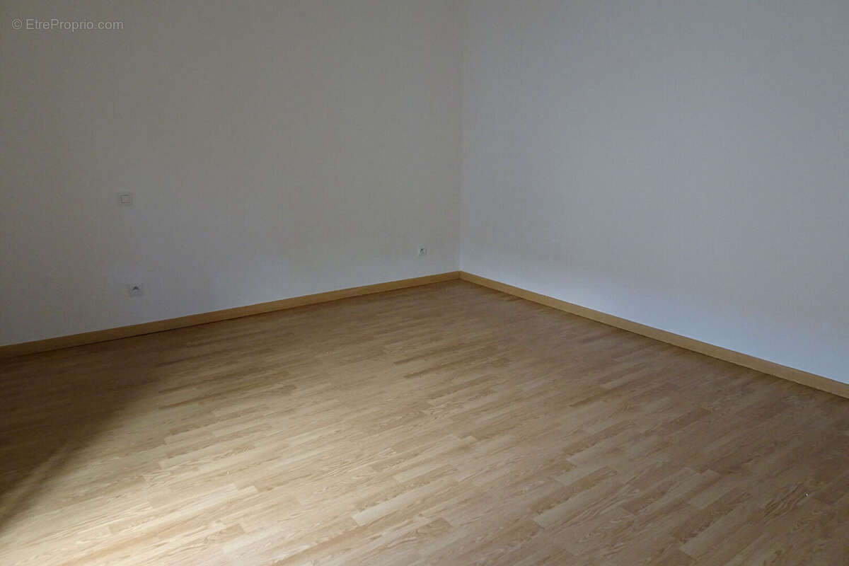 Appartement à TONNAY-CHARENTE