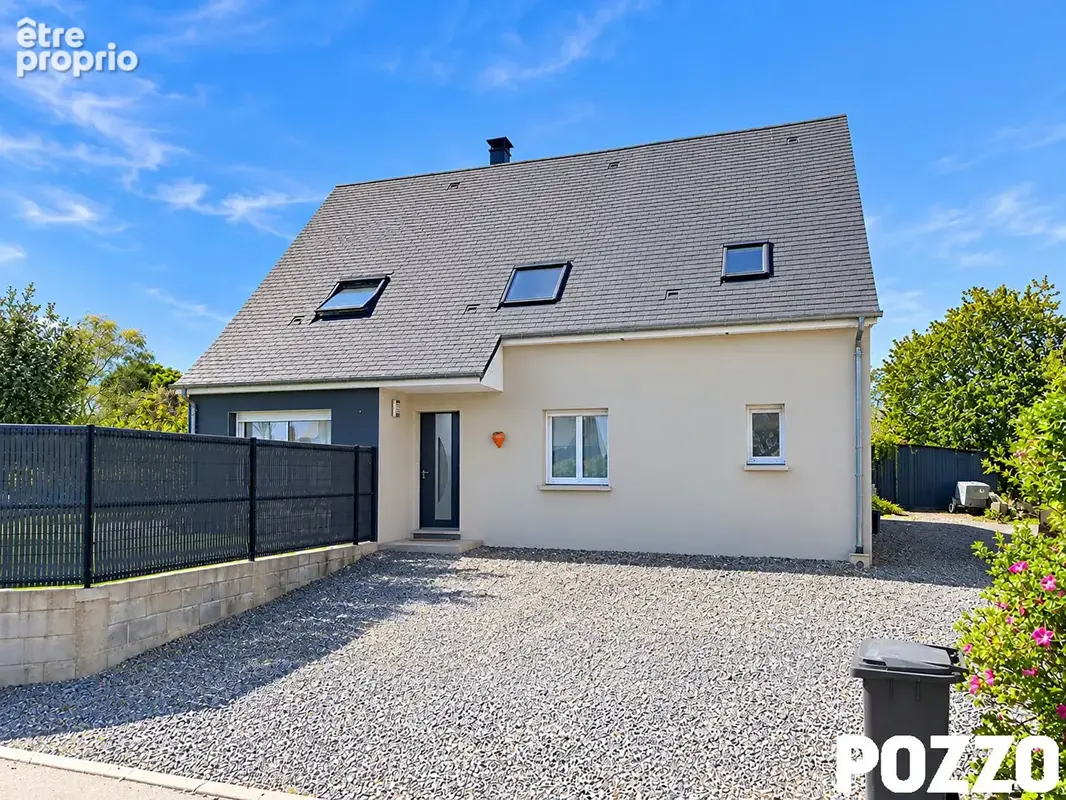 A Vendre - Saint James  - Maison 6 pièce(s) 154 m² - photo 1