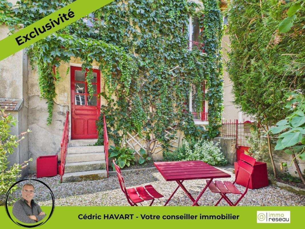 Maison 59 m² à Saint-Gaultier  - photo 8