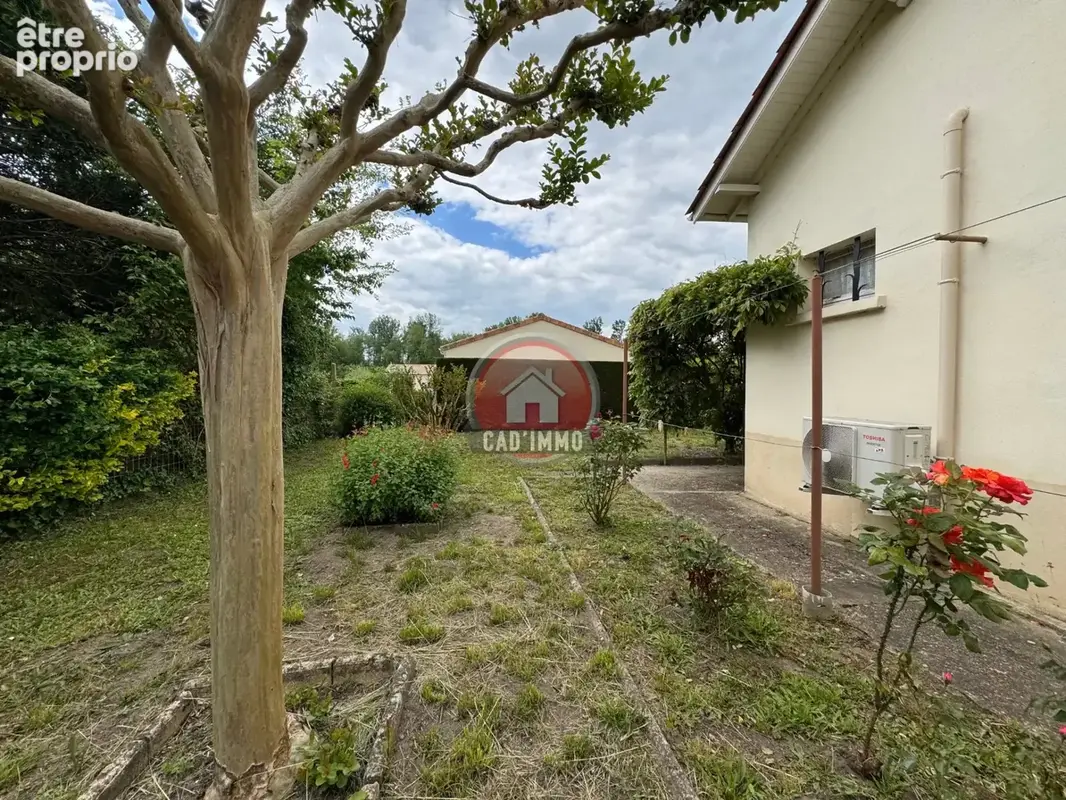 Maison de ville 77m² avec jaridn à rénover Lalinde - photo 2