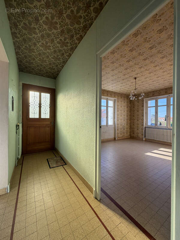 Maison à AIZENAY