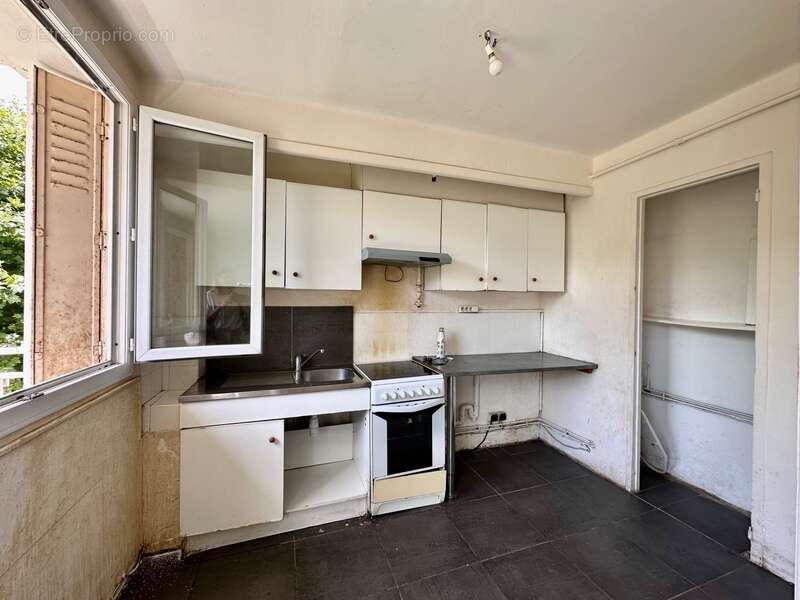 Appartement à MARSEILLE-8E