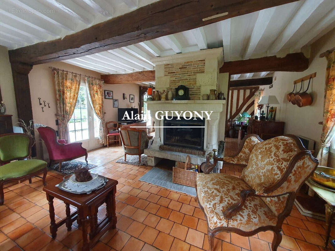 Maison à PONT-L'EVEQUE