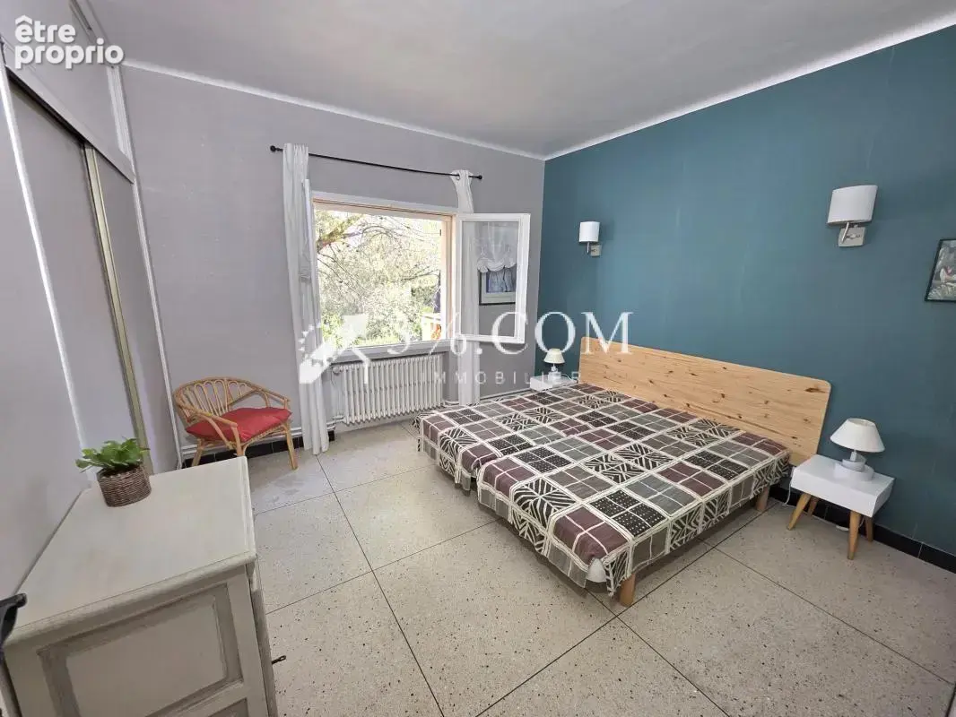 Maison à rénover sur grand terrain dans quartier prisé - photo 9