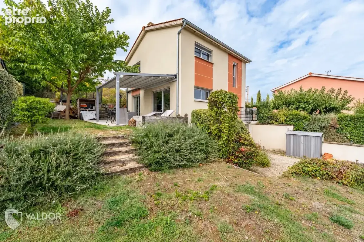 Hauteurs d'Anse - Maison familiale avec 4 chambres et jardin paysagé - photo 1