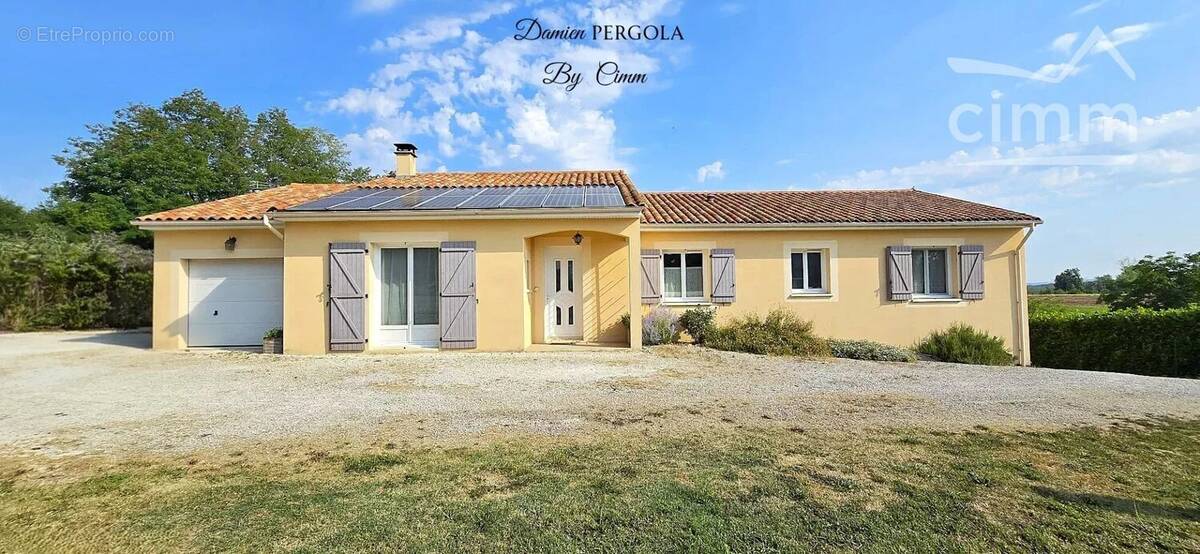 Maison à AUBAS
