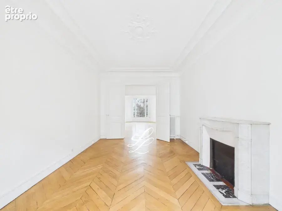 Appartement 4 pièces 91 m² à vendre à Paris-16e (75016) - photo 2
