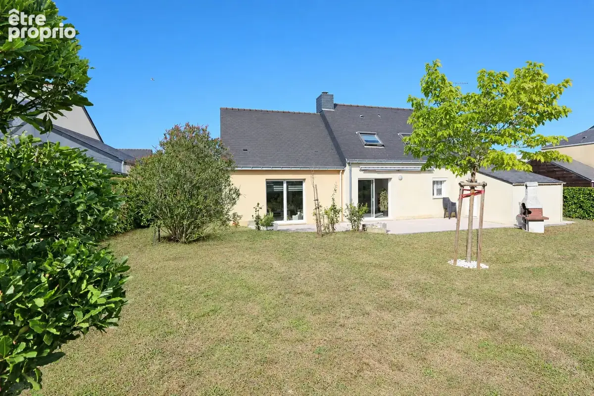Maison familiale 180 m² surface utile, non mitoyenne avec grand jardin et garage - photo 1