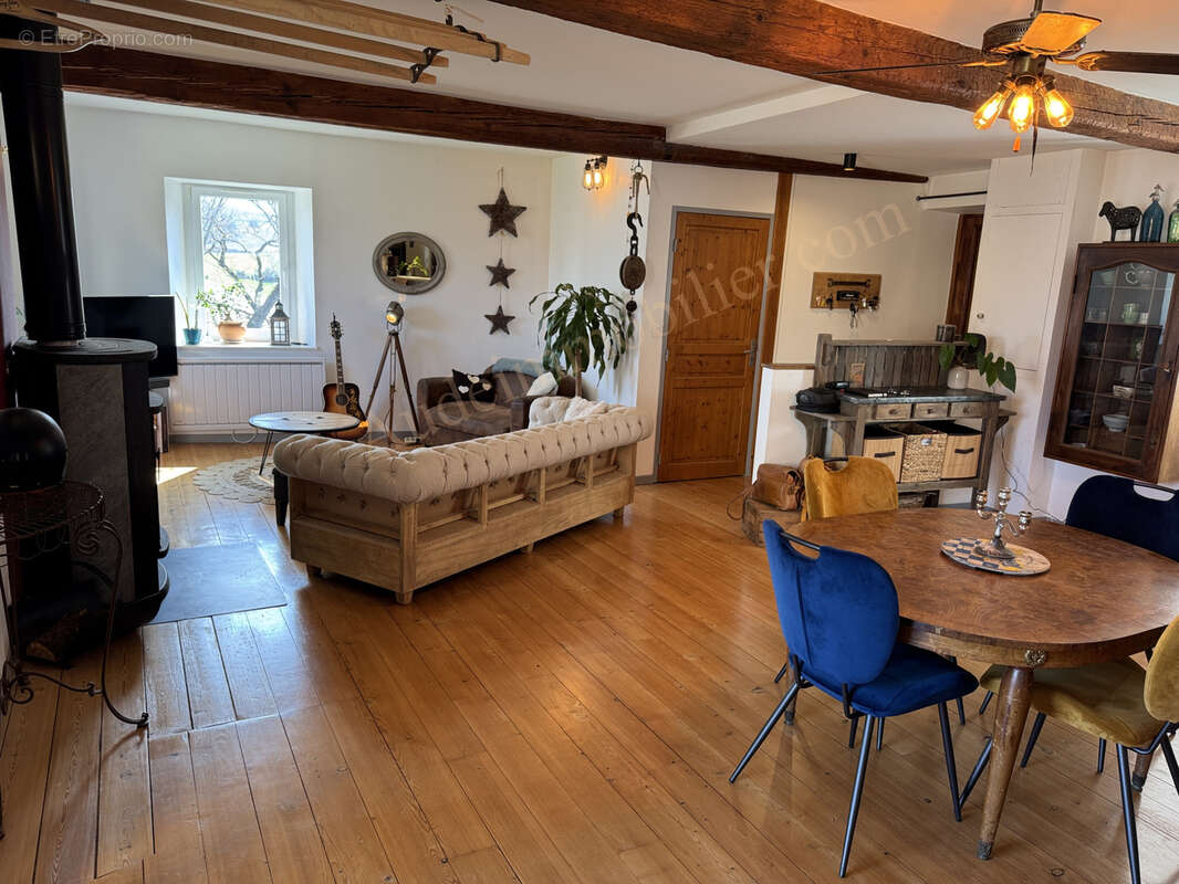 Maison à SAINT-HILAIRE