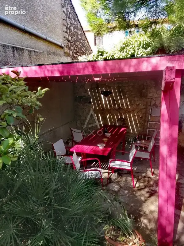 Maison de village en pierres et son grand jardin arboré - photo 6