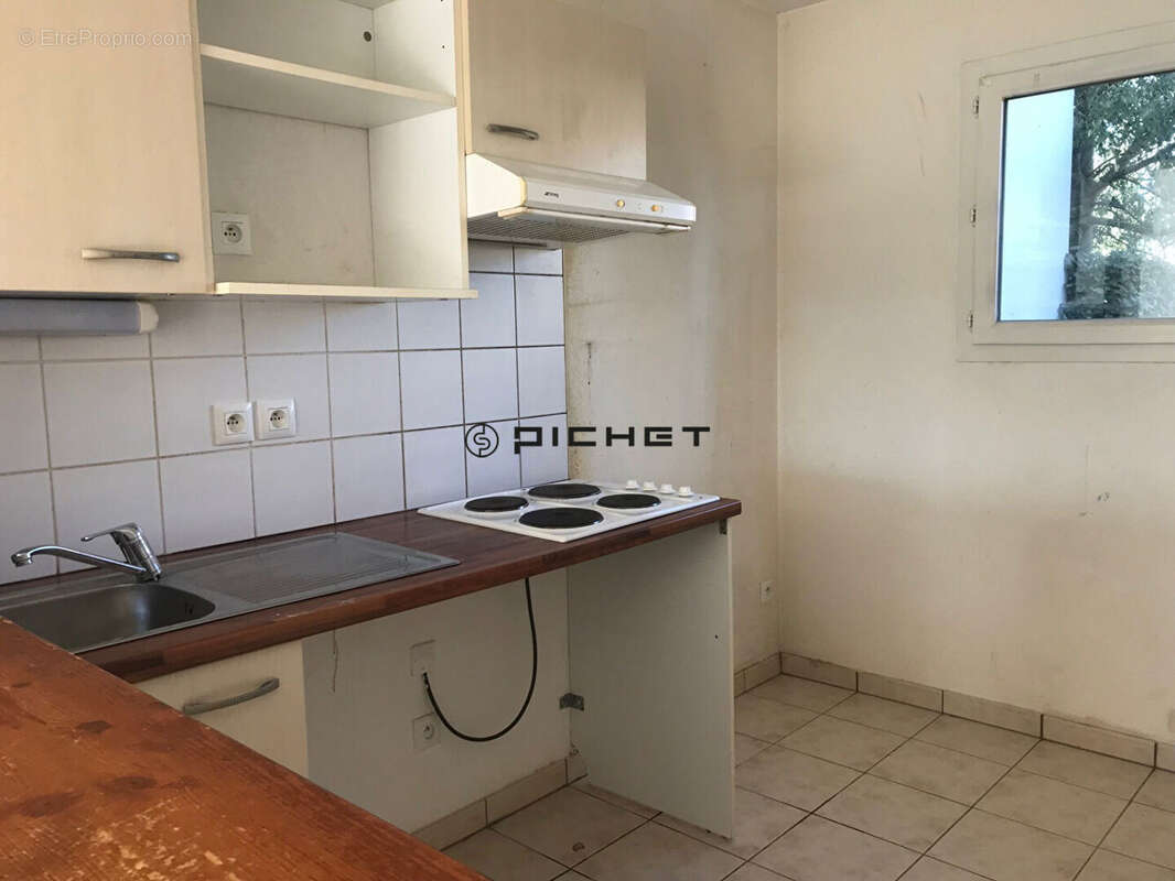 Maison à MONTREJEAU