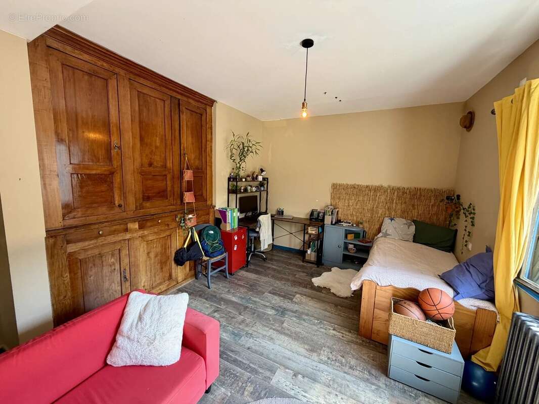 Maison de 186m2 à Castillon-en-Couserans - photo 10