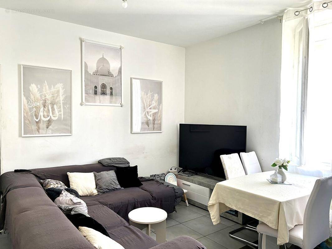 Appartement à MARSEILLE-15E