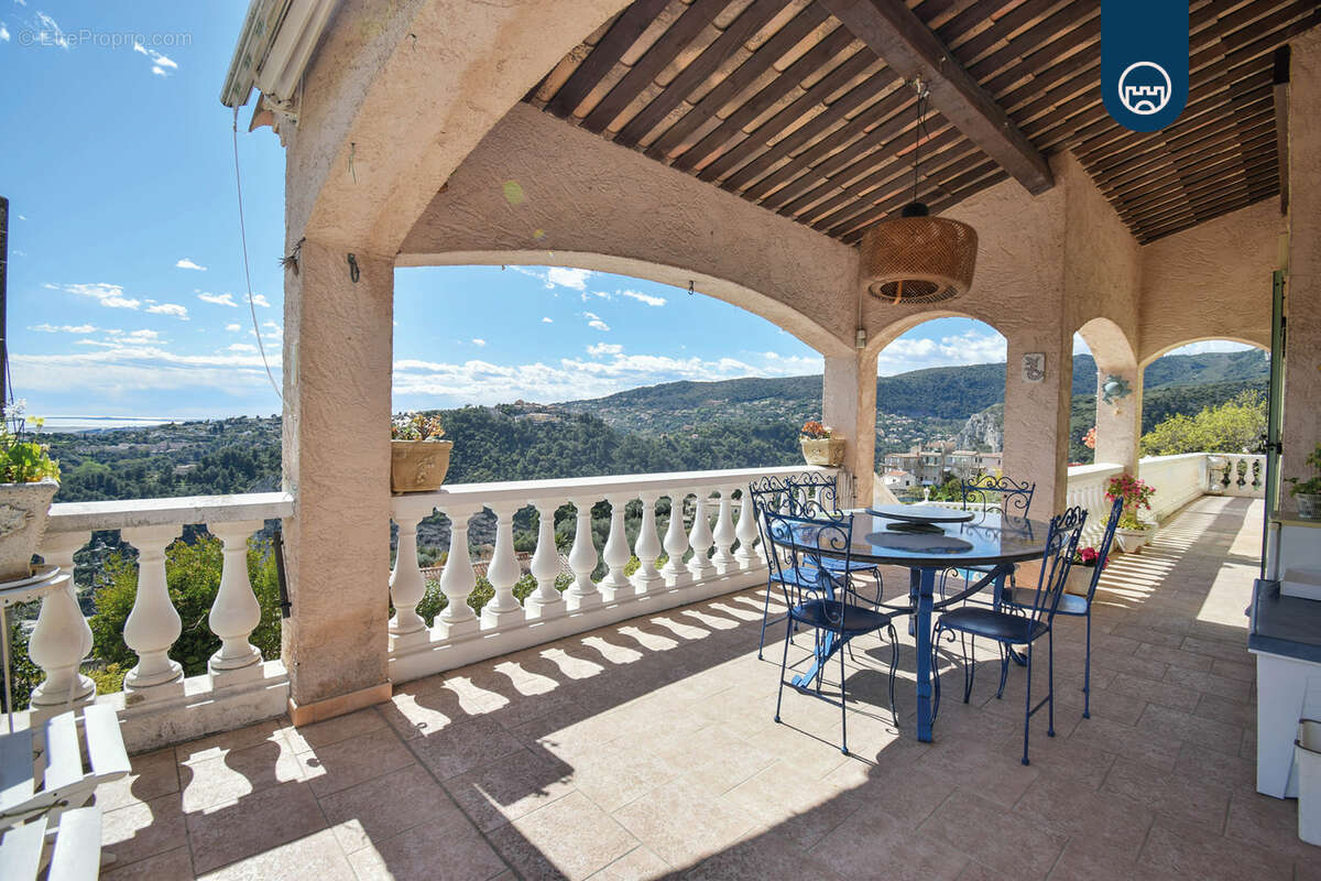 Maison à SAINT-ANDRE-DE-LA-ROCHE