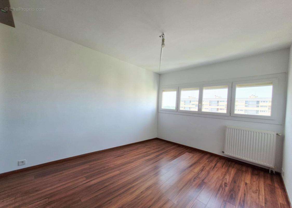 Appartement à LE BOUSCAT