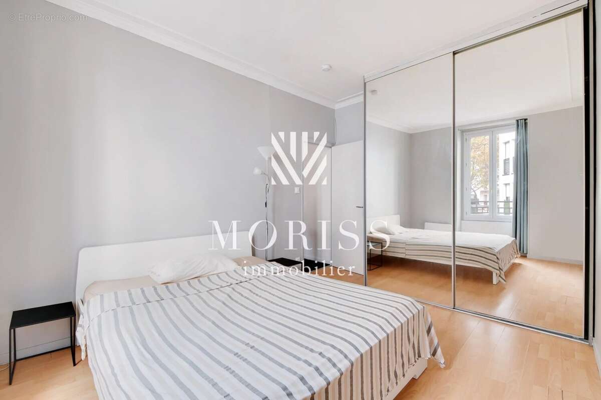 Appartement à PARIS-17E