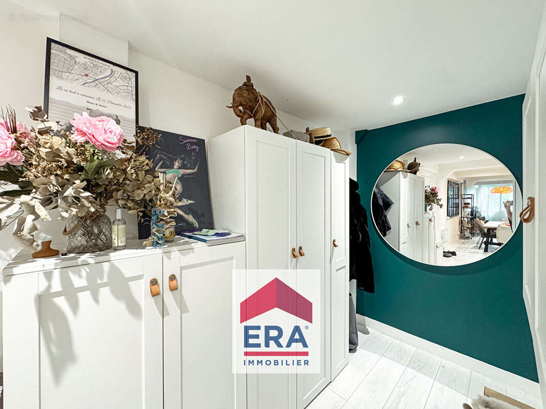 Appartement à SARTROUVILLE