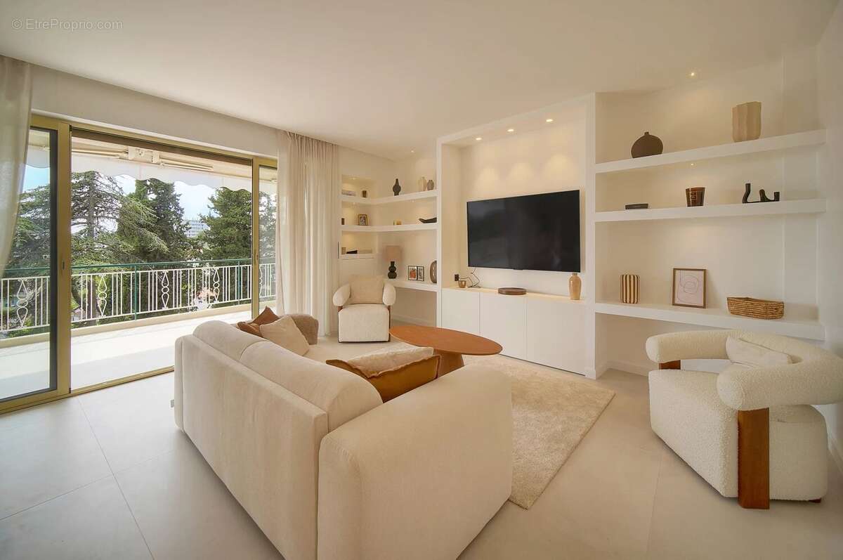 Appartement à LE CANNET