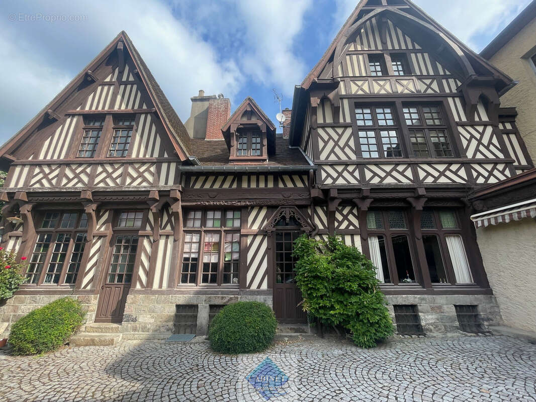 Maison à ABBEVILLE