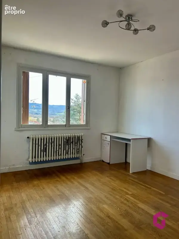 Maison Individuelle à Rénover avec Grand Jardin - Un Potentiel à Saisir ! - photo 10