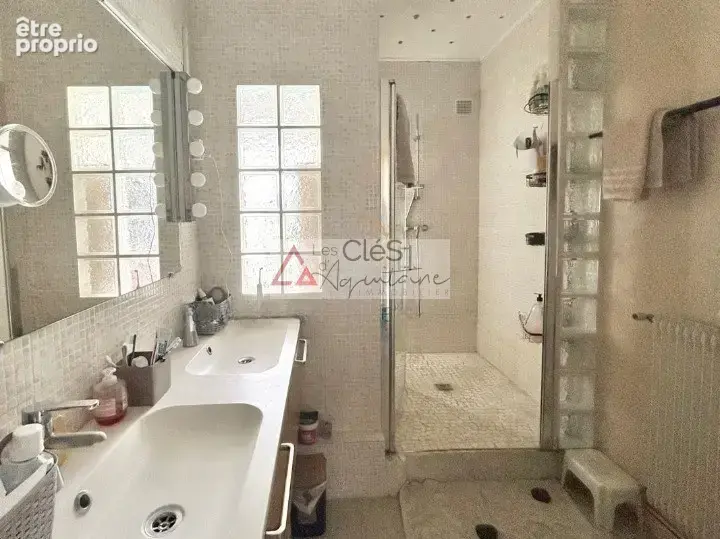 Maison familiale • 157 m2 • 4 chambres • piscine • garage - photo 8