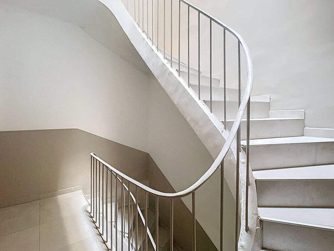 Appartement à ROQUEVAIRE