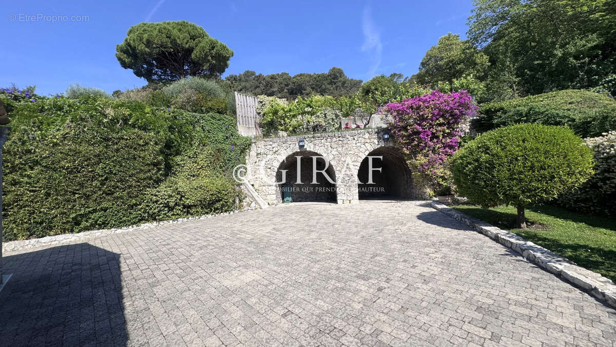 Maison à LA COLLE-SUR-LOUP