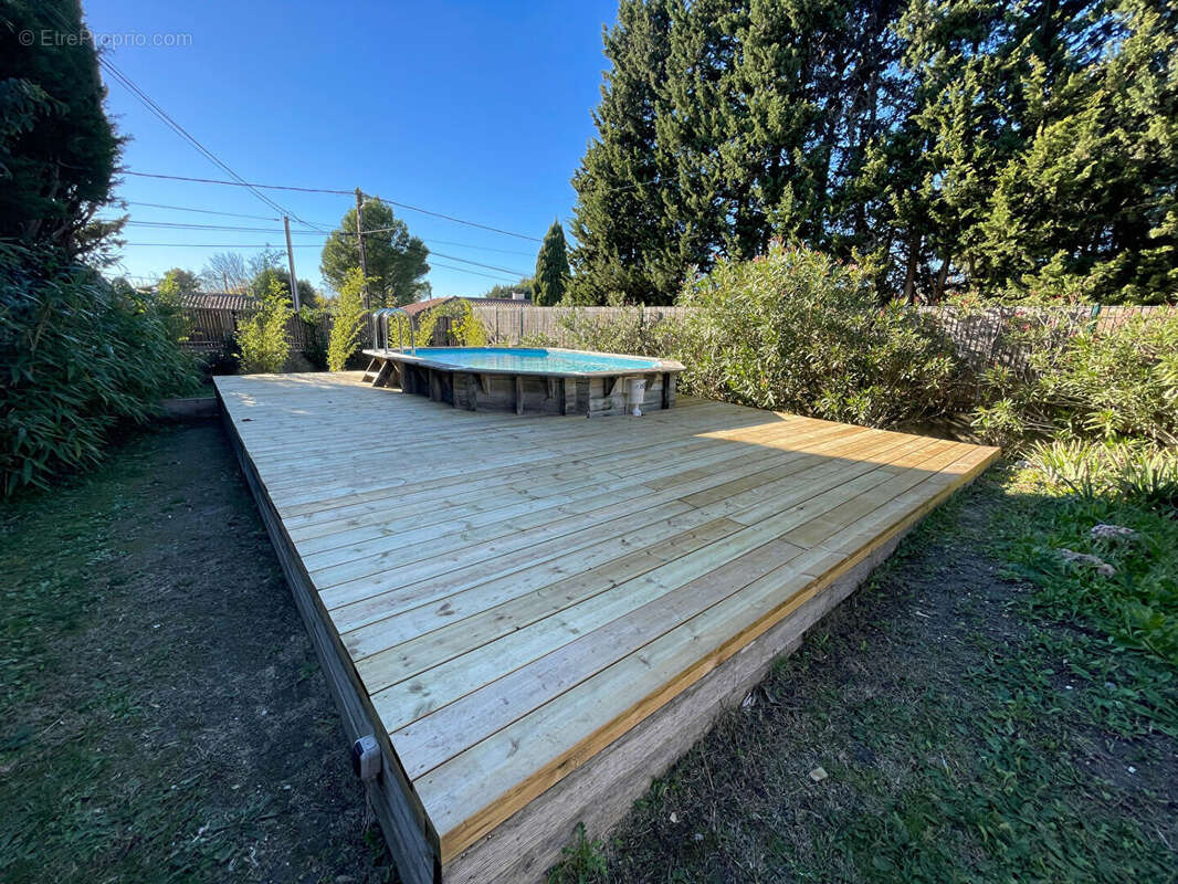 Maison à L&#039;ISLE-SUR-LA-SORGUE