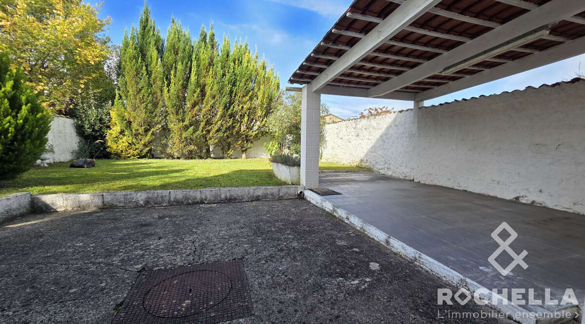 Maison à SAINT-JEAN-D&#039;ANGELY