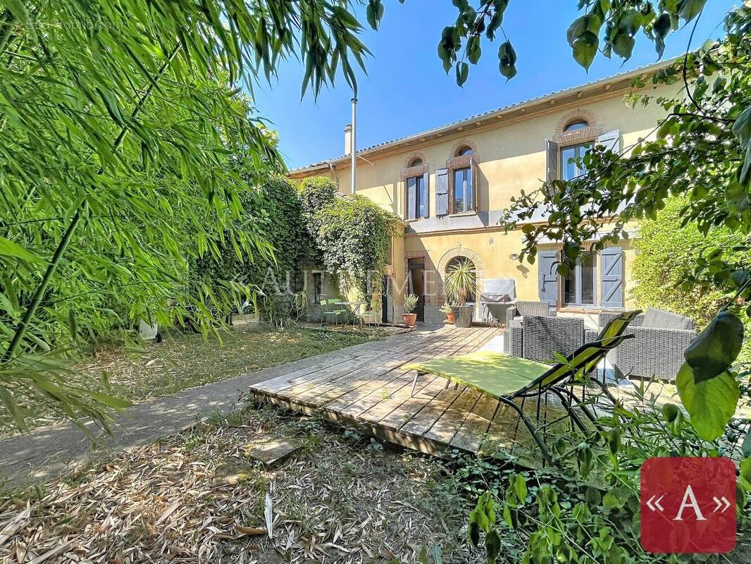Maison à BUZET-SUR-TARN
