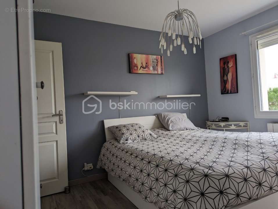 Maison à CAMPS-SUR-L&#039;ISLE