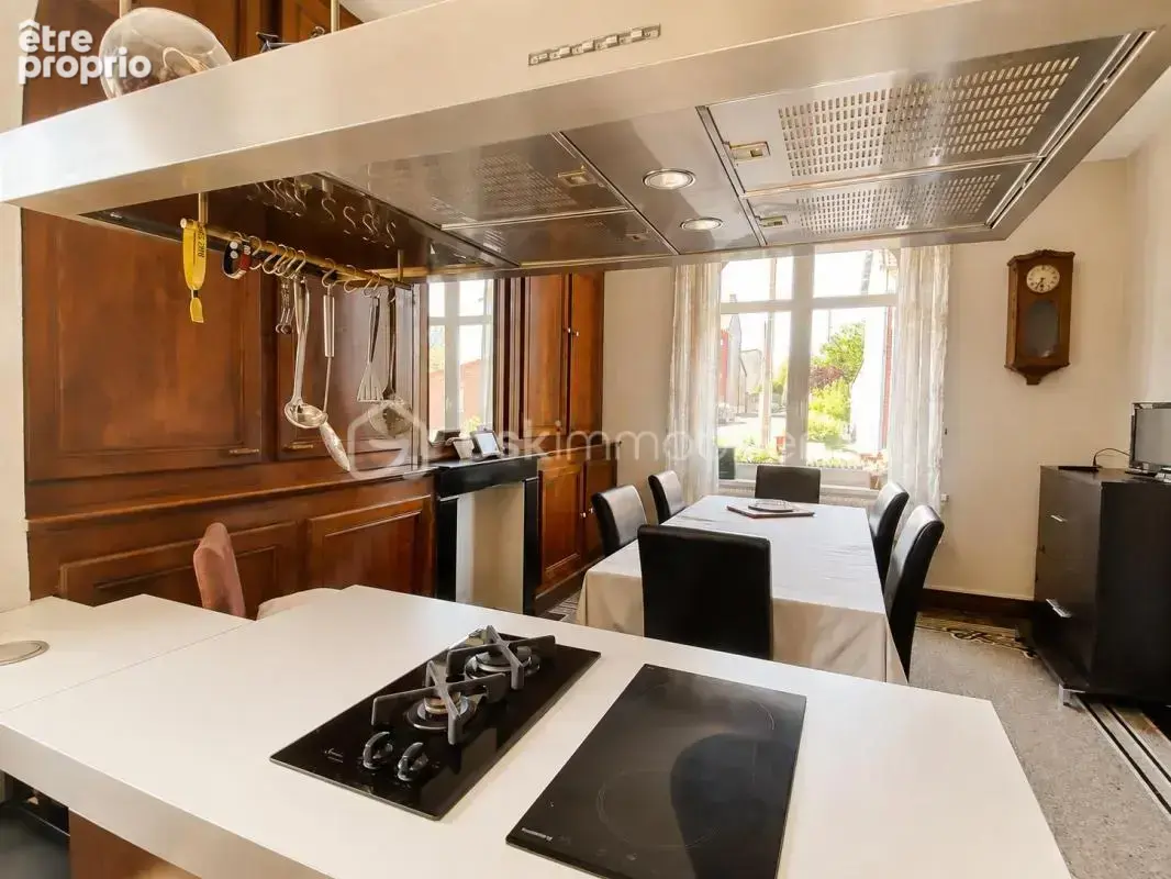 Maison de caractère des années 1930 – beaux volumes, terrain arboré 2765m² - photo 4