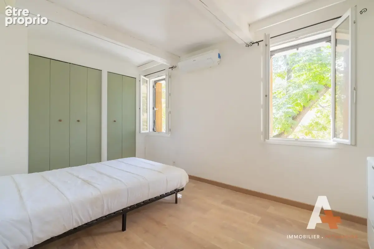 Vente Marseille 13008/ Rouet - Place Razzenti / Maison de ville - photo 4