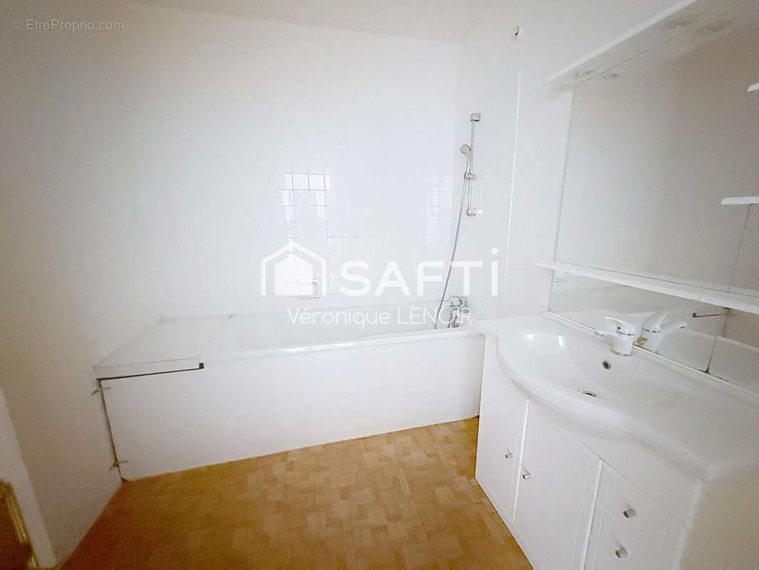 Photo 4 - Appartement à VERSAILLES