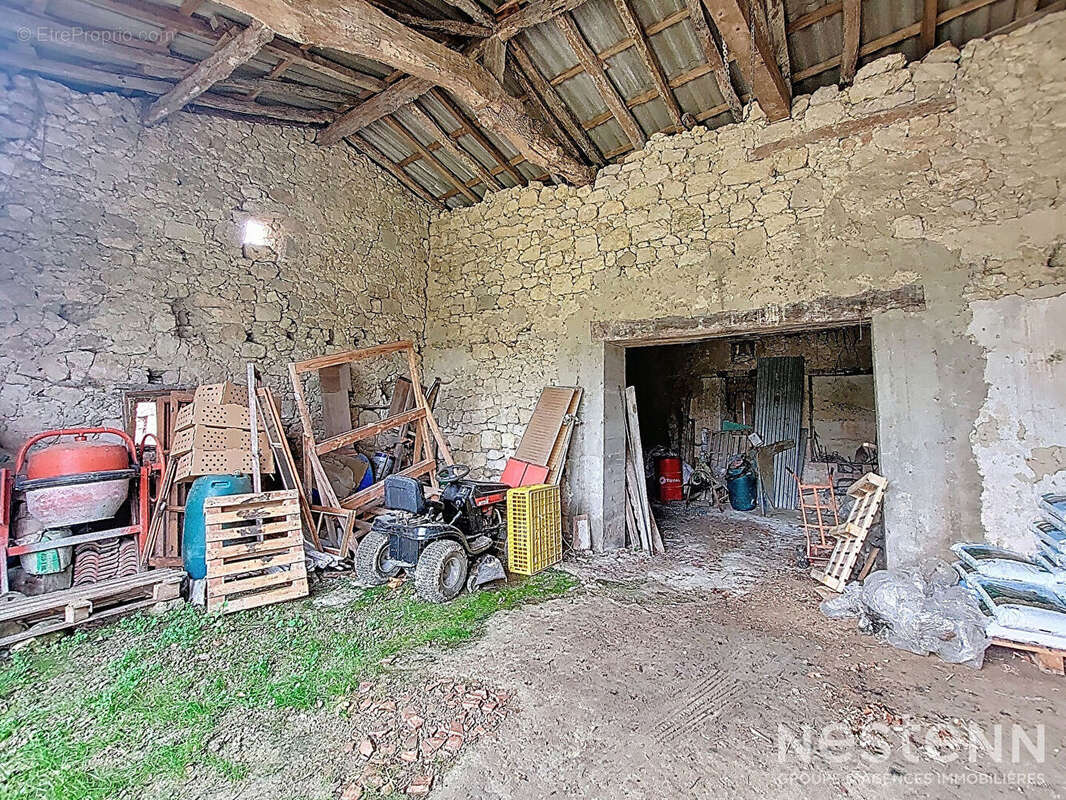 Maison à CASTELNAU-SUR-L'AUVIGNON