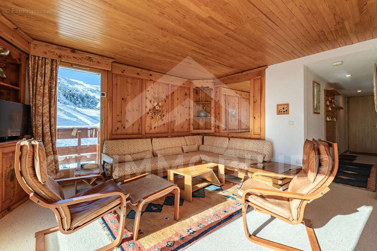 Appartement à LES ALLUES