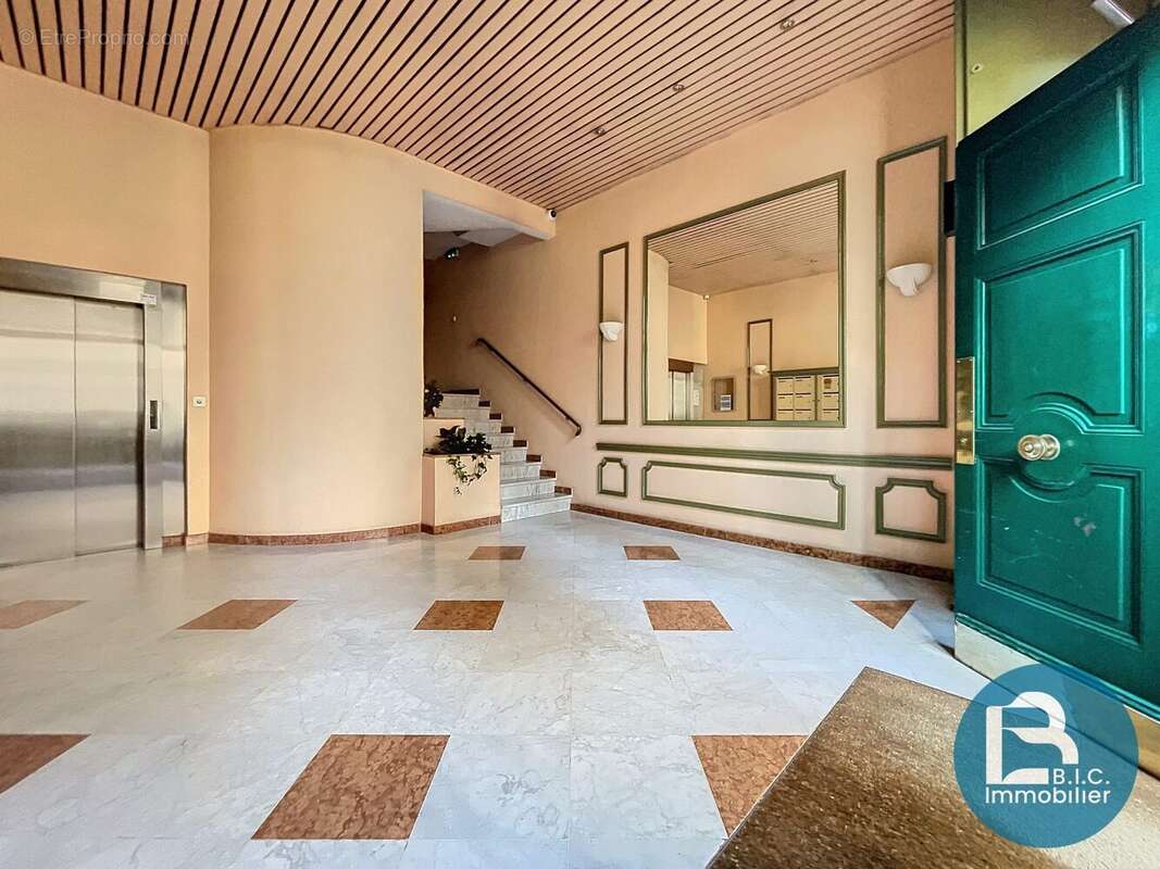 Appartement à LYON-7E