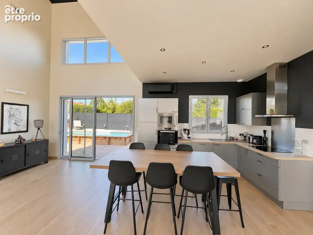 Maison contemporaine avec piscine   au calme au cœur de Brindas - photo 2