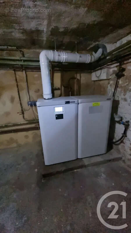 Maison à SAINT-MAUR-DES-FOSSES