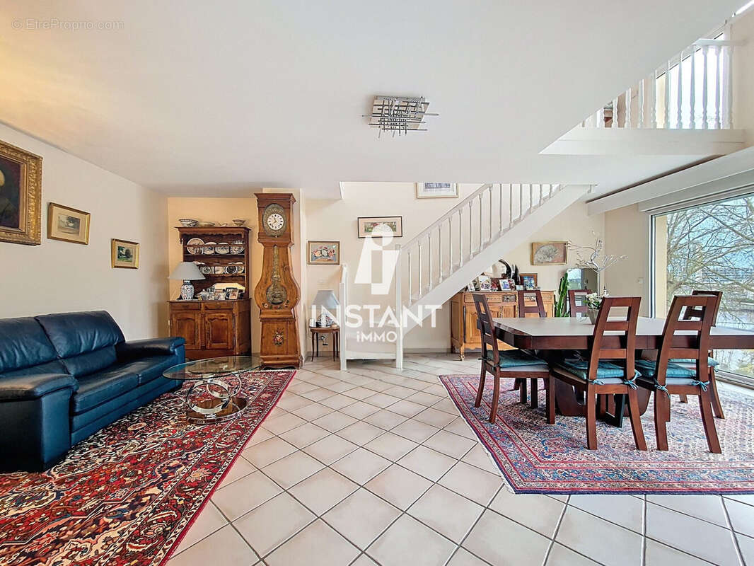 Appartement à LE MEE-SUR-SEINE