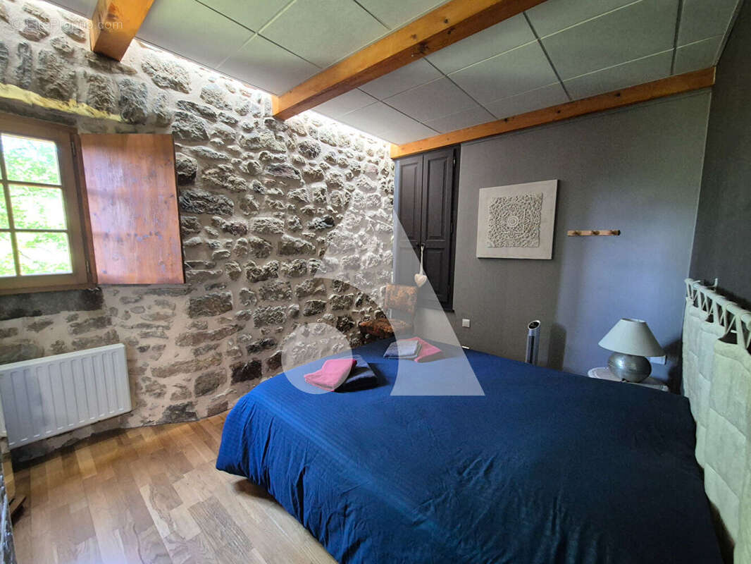 Maison à TAURIERS