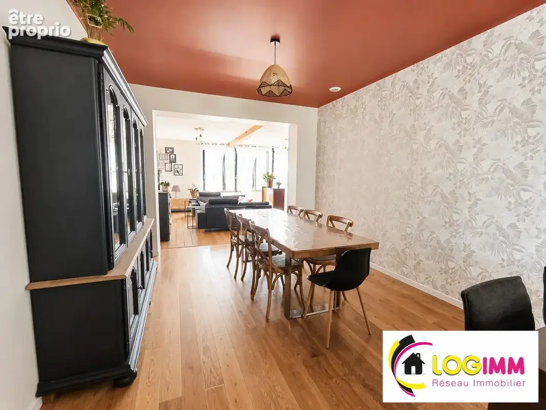 Maison 340 m² à Solesmes  - photo 3
