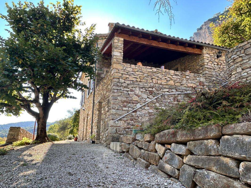 Maison à SAINT-FERREOL-TRENTE-PAS