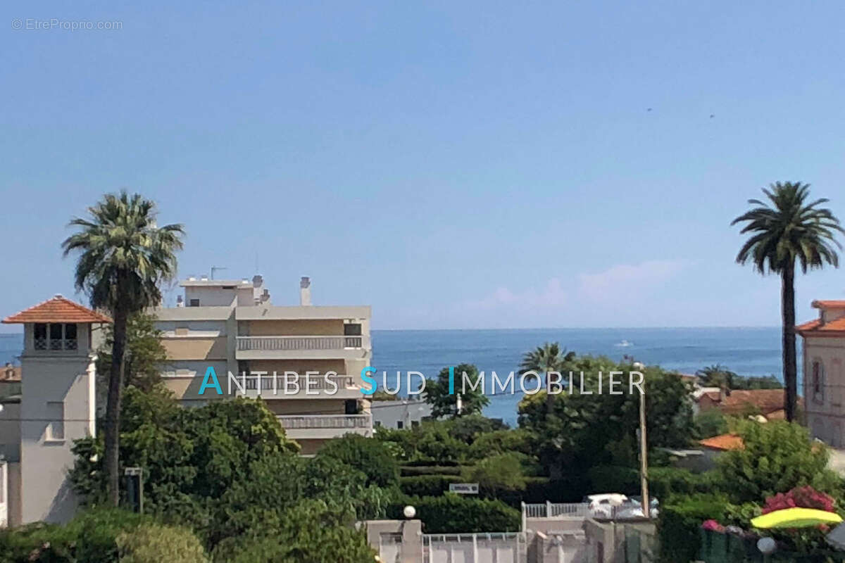 Appartement à VALLAURIS