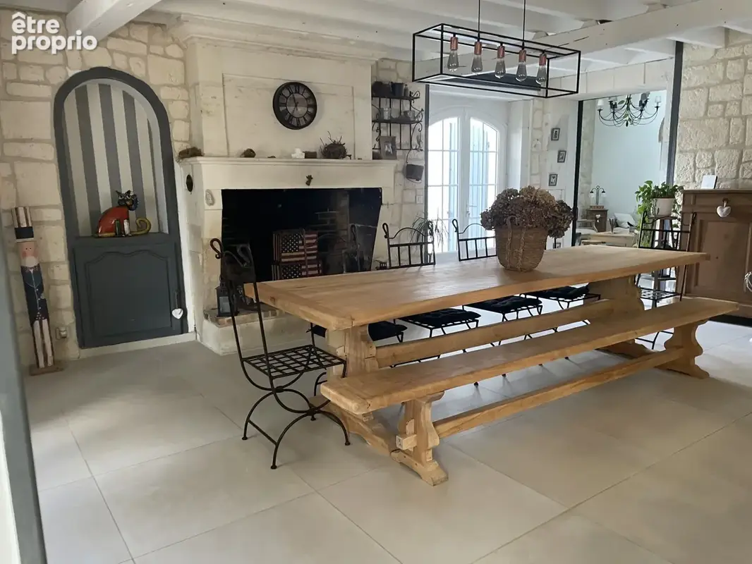 Salignac magnifique propriete 5 chambres 2 garages atelier piscine chauffee 276 m2 habitables jardin de 1300 m - photo 5