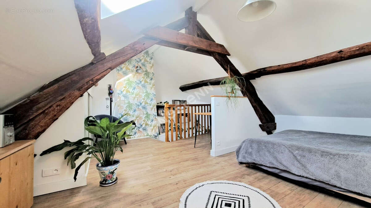 Appartement à ASNIERES-SUR-OISE