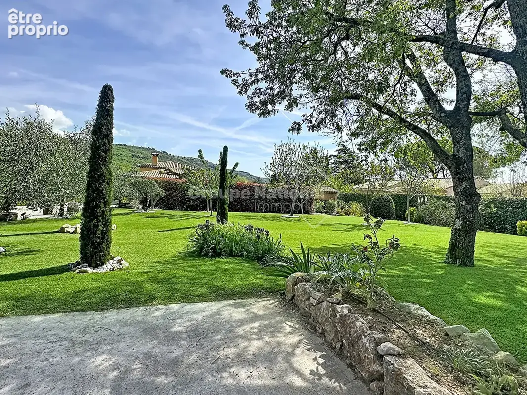 Photo Maison à Saint-Cezaire-Sur-Siagne au prix de 849 000€