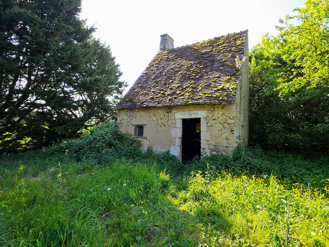 Maison à SAINT-COSME-EN-VAIRAIS