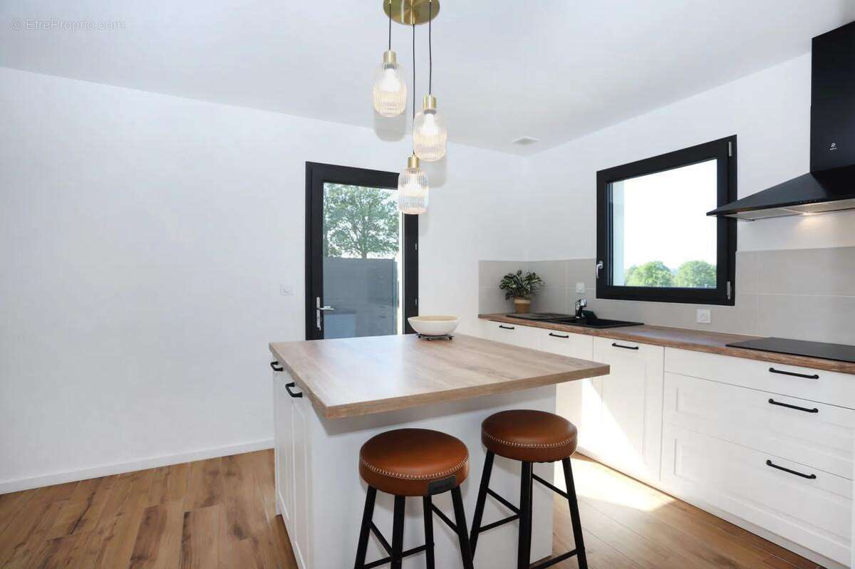 Maison à LA BOUEXIERE